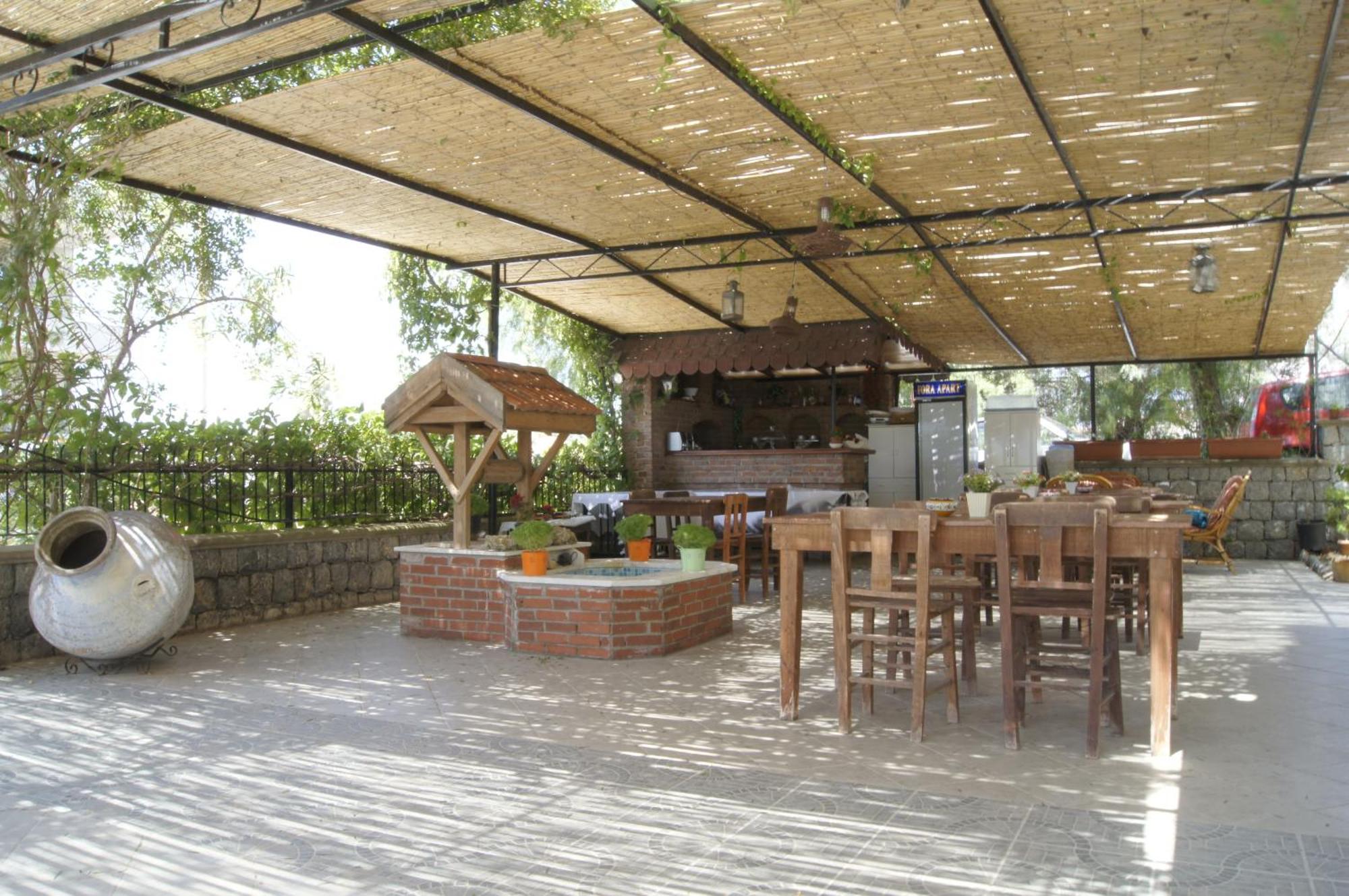 Fora Apart Otel Cesme Ngoại thất bức ảnh