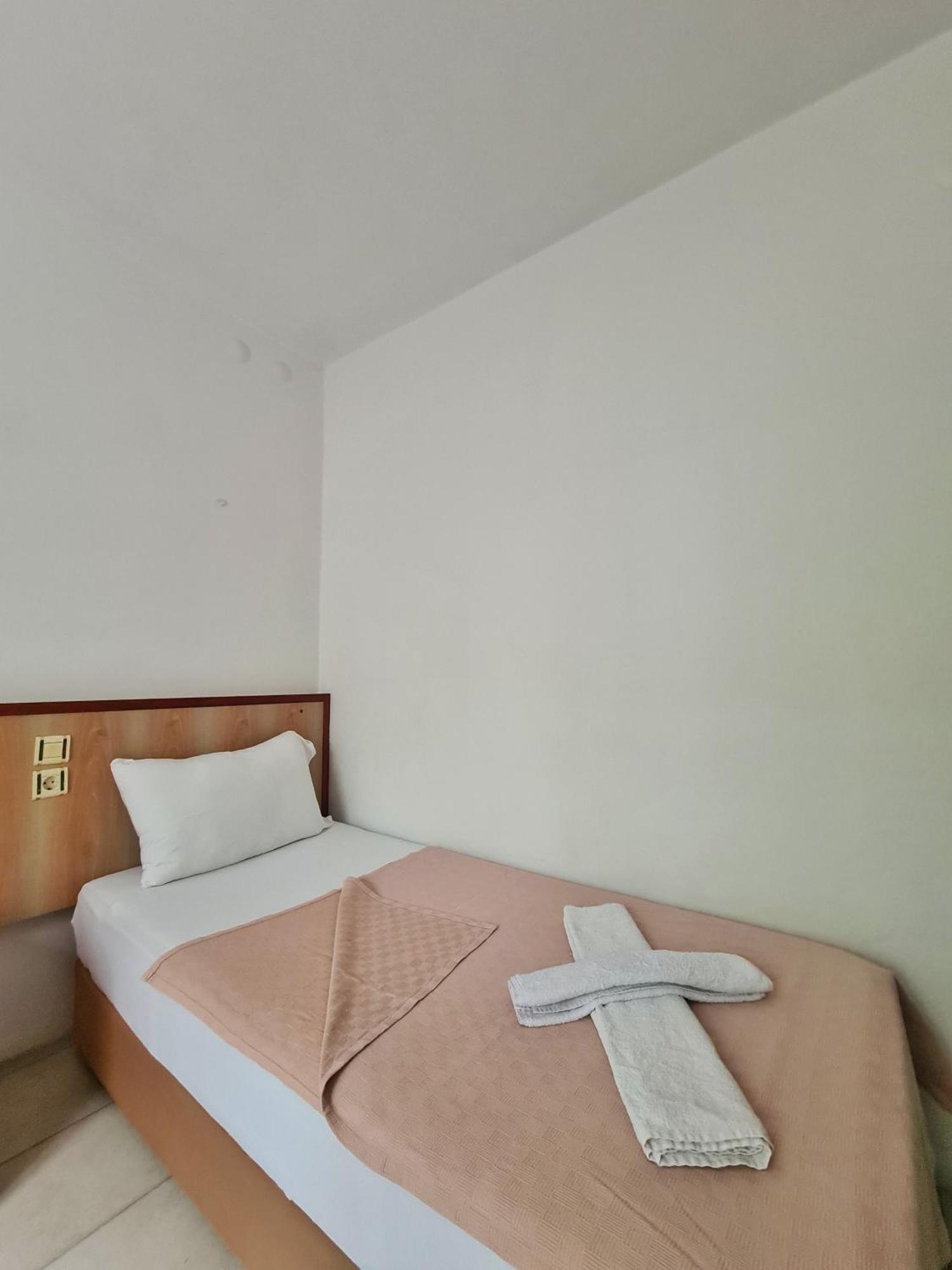 Fora Apart Otel Cesme Ngoại thất bức ảnh